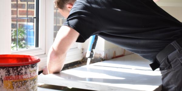 Henderstone Securing Worktops